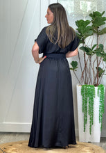 Load image into Gallery viewer, &quot;Eliza&quot; Kimono Sleeve Belted Maxi Dress
