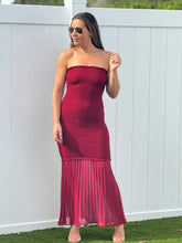 Load image into Gallery viewer, &quot;Verona&quot; Knitted Strapless Dress
