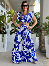 Load image into Gallery viewer, &quot;Emma&quot; Short Sleeve Printed Cut out Maxi Dress
