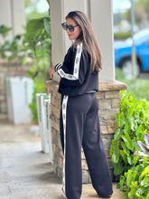 Load image into Gallery viewer, Alo Jacket And Pants Set
