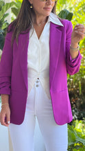 Load image into Gallery viewer, Ovi&quot; 3/4 Ruched Sleeve Open Blazer
