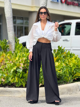 Load image into Gallery viewer, &quot;Anabelle&quot; Long Sleeve Crop Top, Ties In The Front
