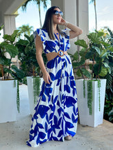 Load image into Gallery viewer, &quot;Emma&quot; Short Sleeve Printed Cut out Maxi Dress
