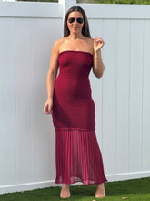 Load image into Gallery viewer, &quot;Verona&quot; Knitted Strapless Dress
