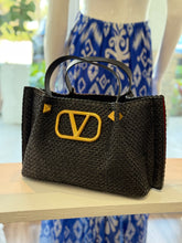 Load image into Gallery viewer, Raffia V Handbag
