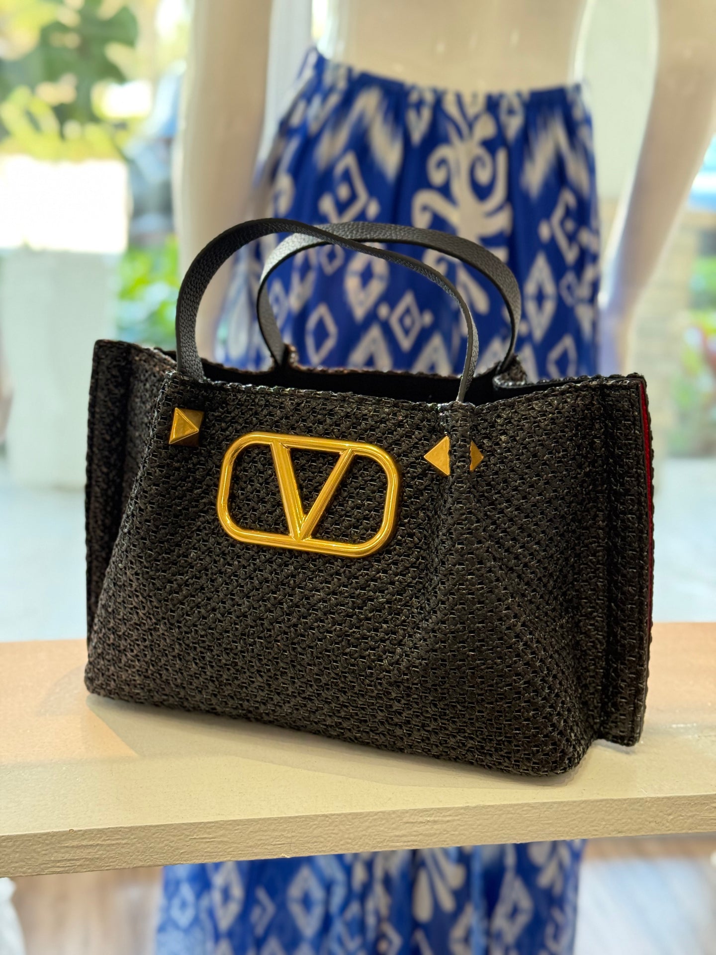 Raffia V Handbag