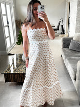 Load image into Gallery viewer, Sleeveless Crochet Maxi Dress With Pockets
