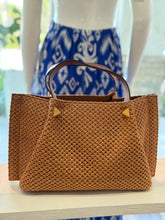 Load image into Gallery viewer, Raffia V Handbag
