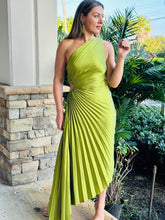 Load image into Gallery viewer, &quot;Esperanza&quot; Pleaded One Shoulder Sleeve Midi Dress
