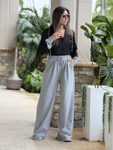 Load image into Gallery viewer, &quot;Tammy&quot; Crop Blazer And High Waisted Pants Set
