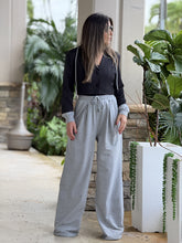 Load image into Gallery viewer, &quot;Tammy&quot; Crop Blazer And High Waisted Pants Set
