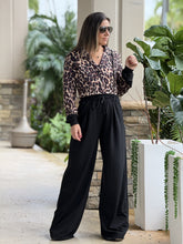 Load image into Gallery viewer, &quot;Tammy&quot; Printed Blazer And High Waisted Pants Set
