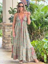 Load image into Gallery viewer, &quot;Lenia&quot; One Size Open Back Midi Dress
