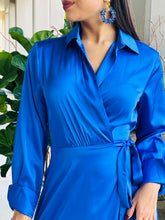 Load image into Gallery viewer, &quot;Mindy&quot; Long Sleeve Collar Wrap Dress
