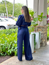 Load image into Gallery viewer, &quot;Lilian&quot; Solid Color Long Sleeve Crop Top And Matching Pants Set
