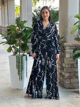 Load image into Gallery viewer, &quot;Jordana&quot; Abstract Shirt Jumpsuit

