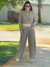 Load image into Gallery viewer, &quot;Ambar&quot; Crop Blazer And High Waisted Pants Set
