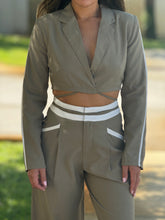 Load image into Gallery viewer, &quot;Ambar&quot; Crop Blazer And High Waisted Pants Set
