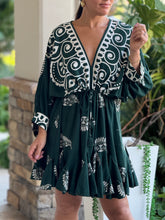 Load image into Gallery viewer, &quot;Luccia&quot; Dolman Sleeve Printed Dress
