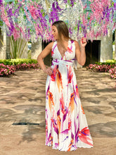 Load image into Gallery viewer, &quot;Shia&quot; Tropical Print Pleated Maxi Dress
