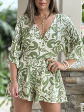 Load image into Gallery viewer, &quot;Sheri&quot; Kimono Sleeve Printed Romper
