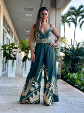 Load image into Gallery viewer, &quot;Antonia&quot; Printed Jumpsuit With Adjustable Straps.
