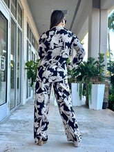 Load image into Gallery viewer, &quot;Bria&quot; Long Sleeve Shirt And Pants Set
