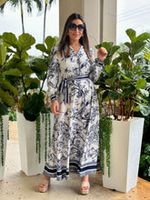 Load image into Gallery viewer, &quot;Dior&quot; Printed Long Sleeve Maxi Dress
