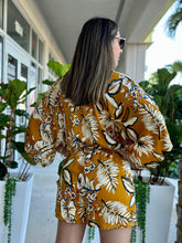 Load image into Gallery viewer, &quot;Lana&quot; Printed Kimono Sleeve Romper
