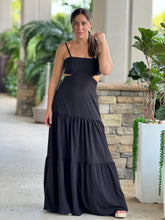 Load image into Gallery viewer, &quot;Mar De Lua&quot; Sleeveless Maxi Dress
