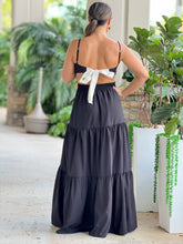 Load image into Gallery viewer, &quot;Mar De Lua&quot; Sleeveless Maxi Dress
