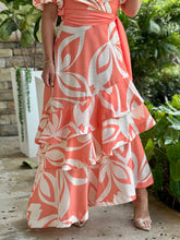 Load image into Gallery viewer, &quot;Lillian&quot; Puffy Sleeve Ruffles Maxi Dress
