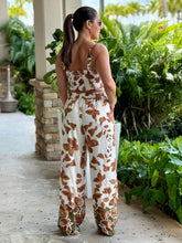 Load image into Gallery viewer, &quot;Camila&quot; Tropical Print Crop Top And Matching Pants Set
