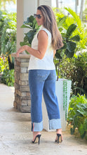 Load image into Gallery viewer, &quot;Luccia&quot; Stretching Button Up Vest
