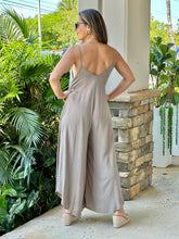 Load image into Gallery viewer, &quot;Hazel&quot; Woven Slouchy Fitted Jumpsuit
