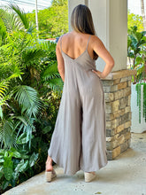 Load image into Gallery viewer, &quot;Hazel&quot; Woven Slouchy Fitted Jumpsuit
