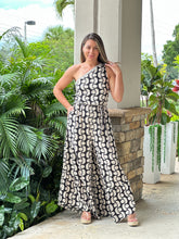 Load image into Gallery viewer, &quot;Illa&quot; Printed One shoulder Jumpsuit
