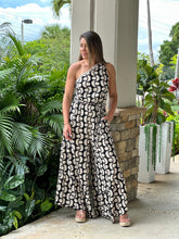 Load image into Gallery viewer, &quot;Illa&quot; Printed One shoulder Jumpsuit
