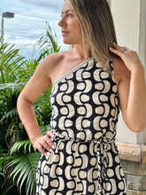 Load image into Gallery viewer, &quot;Illa&quot; Printed One shoulder Jumpsuit
