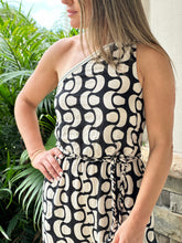 Load image into Gallery viewer, &quot;Illa&quot; Printed One shoulder Jumpsuit
