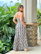 Load image into Gallery viewer, &quot;Illa&quot; Printed One shoulder Jumpsuit
