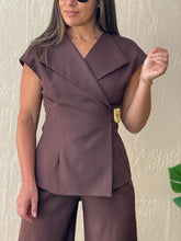 Load image into Gallery viewer, &quot;Lucia&quot; Sleeveless Vest And Matching Pants Set
