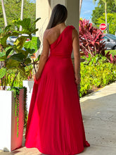 Load image into Gallery viewer, &quot;Dayan&quot; One Shoulder Maxi Dress
