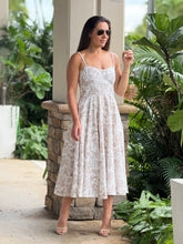 Load image into Gallery viewer, &quot;Alucinada&quot; Linen Corset Style Midi Dress
