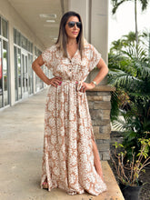 Load image into Gallery viewer, &quot;Kai&quot; Button Down Belted Maxi Dress
