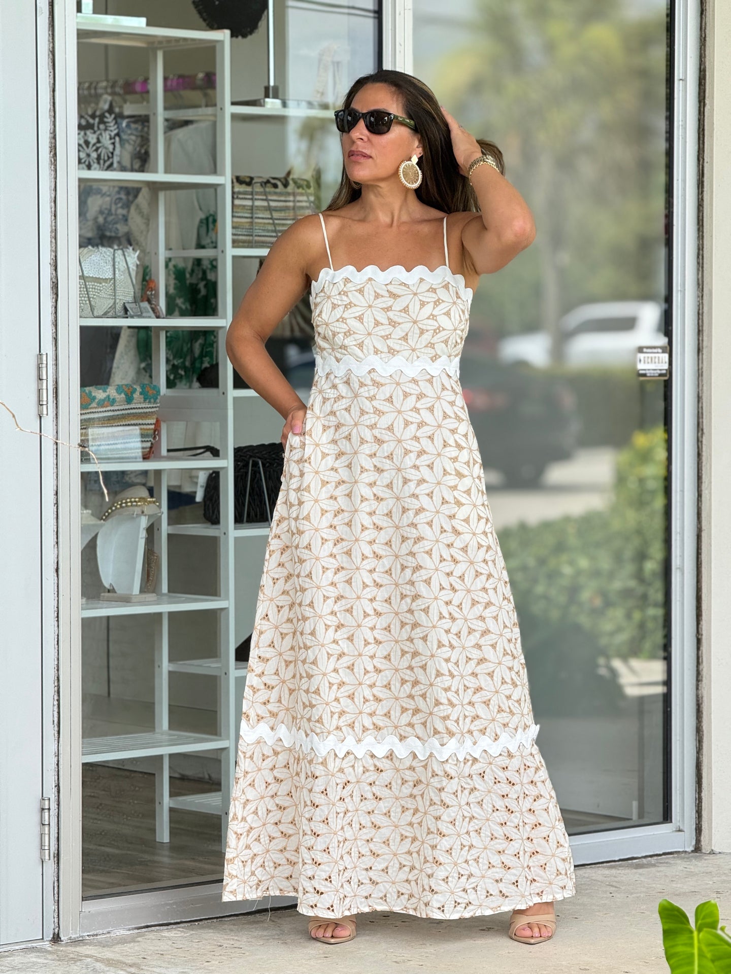 Sleeveless Crochet Maxi Dress With Pockets