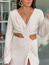 Load image into Gallery viewer, Long Sleeve Stretching Cut Out Max Dress
