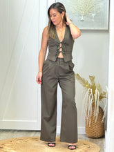 Load image into Gallery viewer, &quot;Bianca&quot; Sleeveless Vest And Pleated Trouser Set
