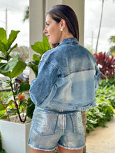 Load image into Gallery viewer, &quot;Camilla&quot; Sequins Details Denim Jacket
