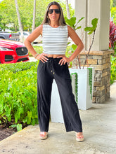 Load image into Gallery viewer, &quot;Angie&quot; Pleaded High Waisted Pants
